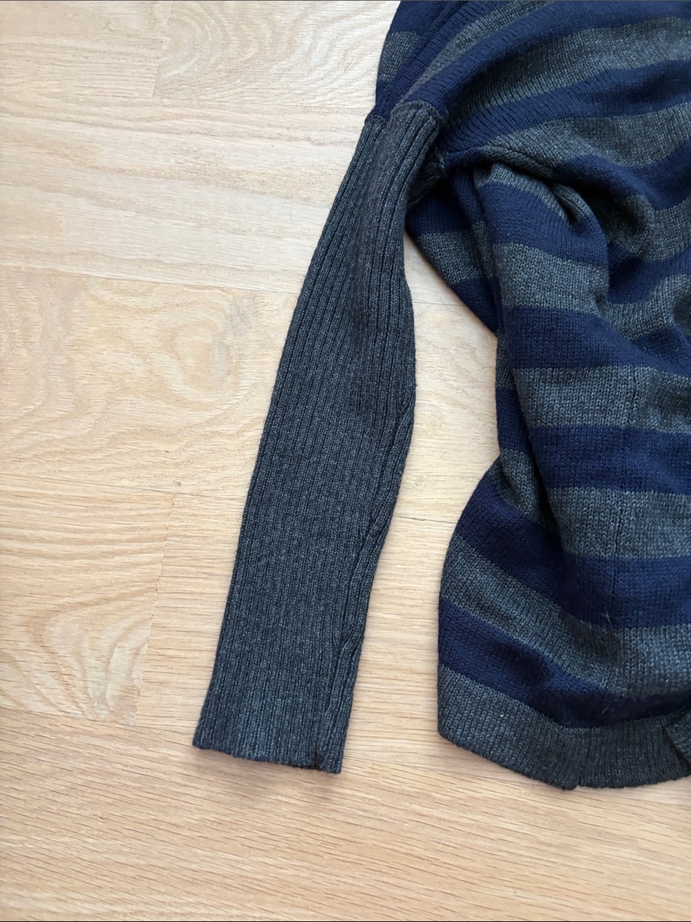Nikibiki Navy and Charcoal Striped Off-the-Shoulder Sweater - Picture 5 of 6